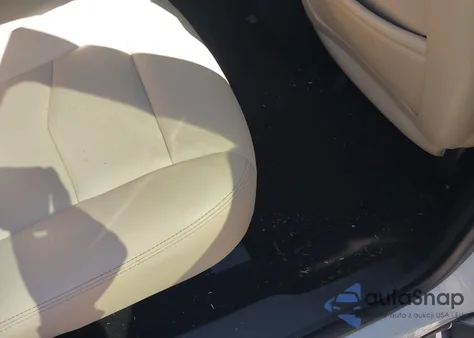 2017 Cadillac Xt5 Standard из США, поврежденный, VIN 1GYKNARS2HZ230791